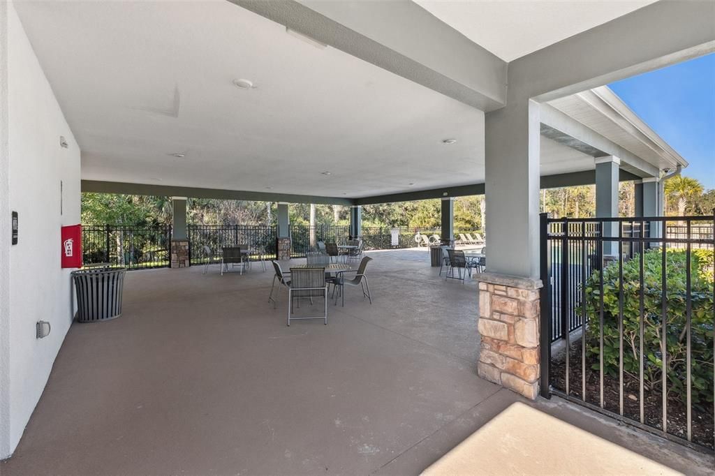 出租: $2,375 (4 贝兹, 2 浴室, 1828 平方英尺)