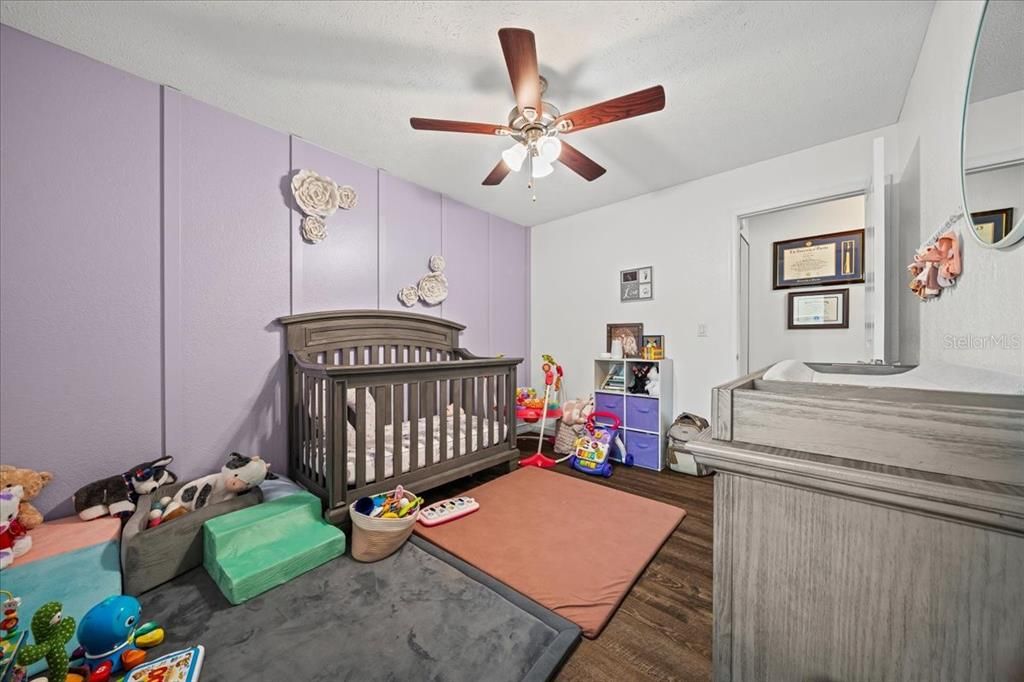 待售: $179,900 (2 贝兹, 1 浴室, 952 平方英尺)