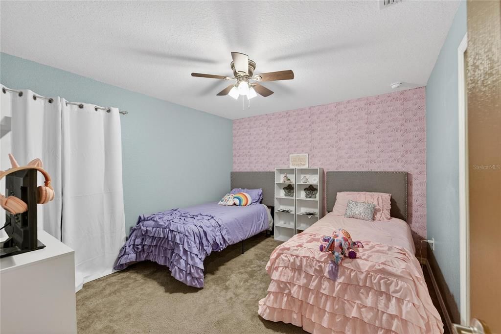 En Venta: $349,900 (3 camas, 2 baños, 1627 Pies cuadrados)