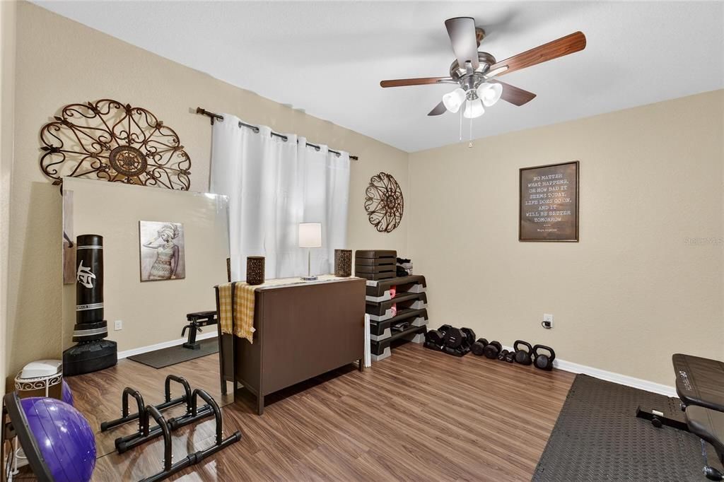 En Venta: $349,900 (3 camas, 2 baños, 1627 Pies cuadrados)