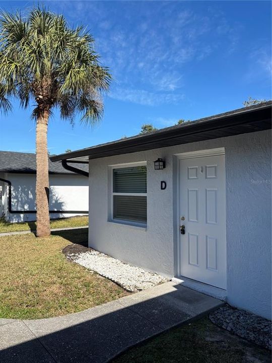 For Rent: $2,250 (2 beds, 2 baths, 1400 Square Feet)