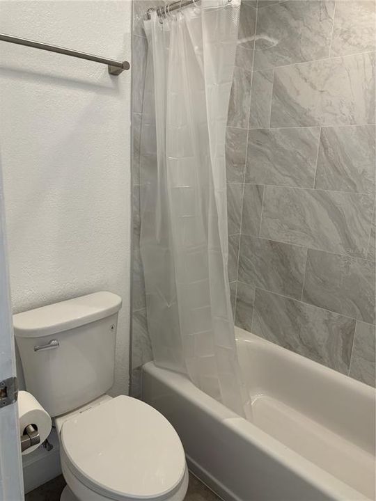 For Rent: $2,250 (2 beds, 2 baths, 1400 Square Feet)