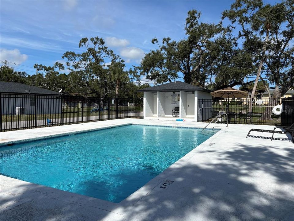 For Rent: $2,250 (2 beds, 2 baths, 1400 Square Feet)