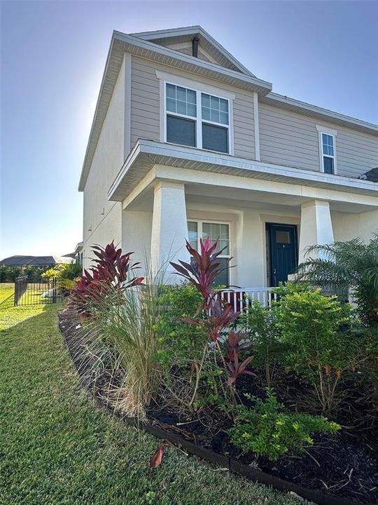 For Rent: $4,150 (4 beds, 3 baths, 2600 Square Feet)