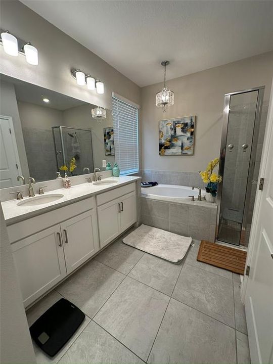 For Rent: $4,150 (4 beds, 3 baths, 2600 Square Feet)