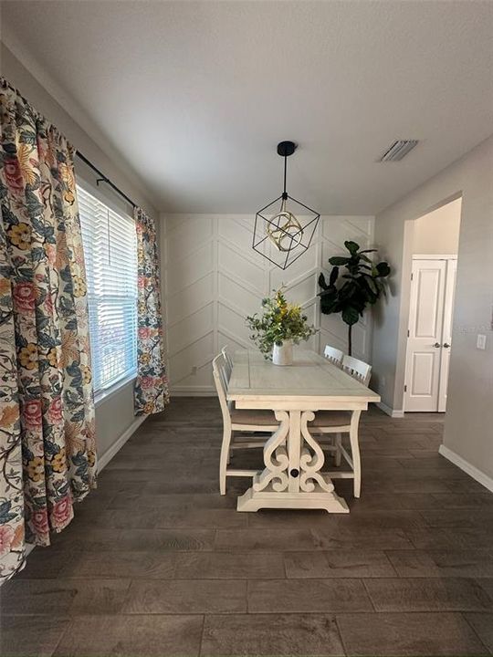 For Rent: $4,150 (4 beds, 3 baths, 2600 Square Feet)