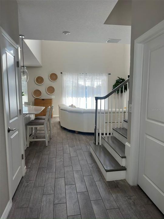 For Rent: $4,150 (4 beds, 3 baths, 2600 Square Feet)