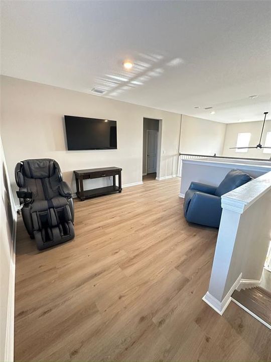 For Rent: $4,150 (4 beds, 3 baths, 2600 Square Feet)