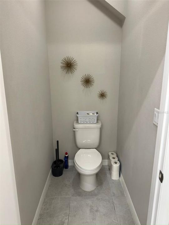 For Rent: $4,150 (4 beds, 3 baths, 2600 Square Feet)