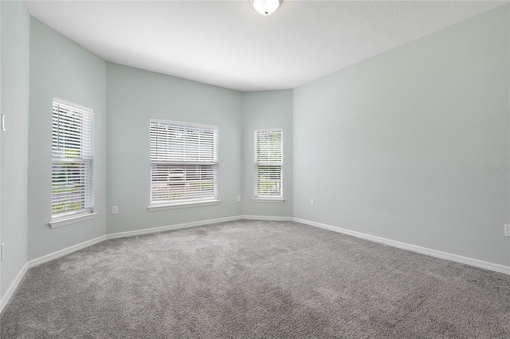 На продажу: $374,900 (3 спален, 2 ванн, 2003 Квадратных фут)