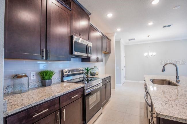 En Venta: $349,900 (3 camas, 2 baños, 1602 Pies cuadrados)