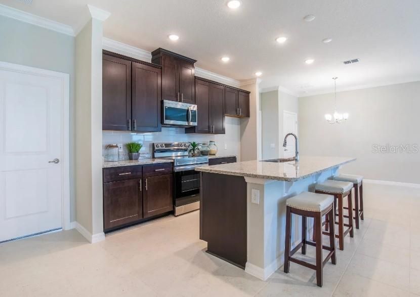 En Venta: $349,900 (3 camas, 2 baños, 1602 Pies cuadrados)