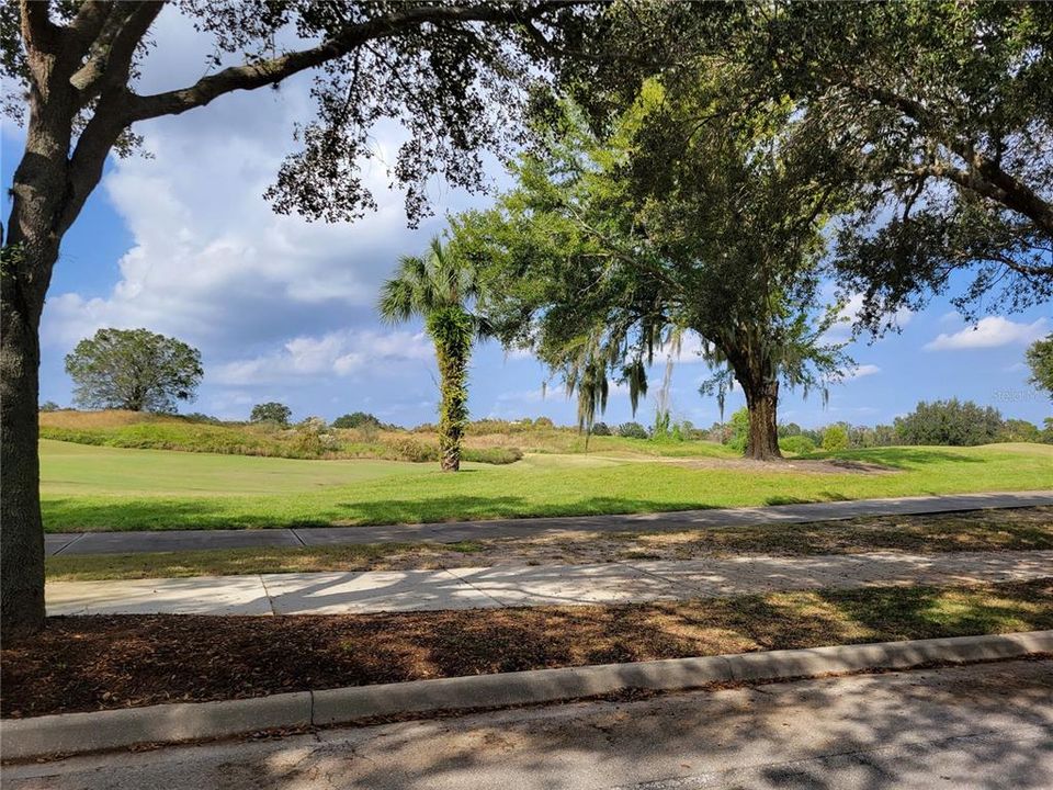 For Sale: $649,900 (5 beds, 3 baths, 2613 Square Feet)