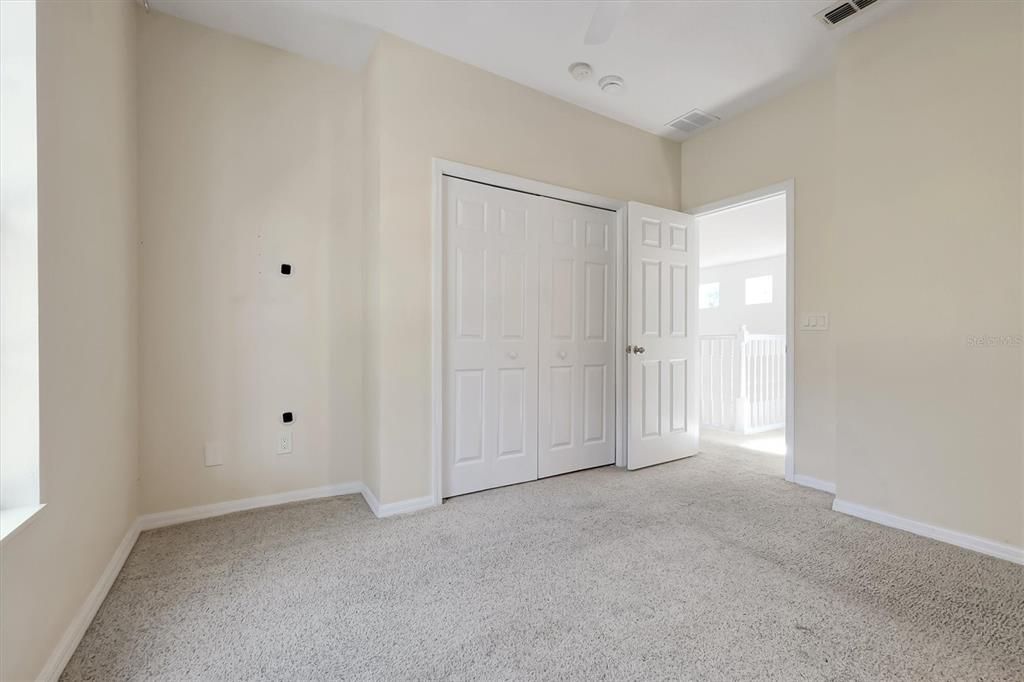 En Venta: $649,900 (5 camas, 3 baños, 2613 Pies cuadrados)