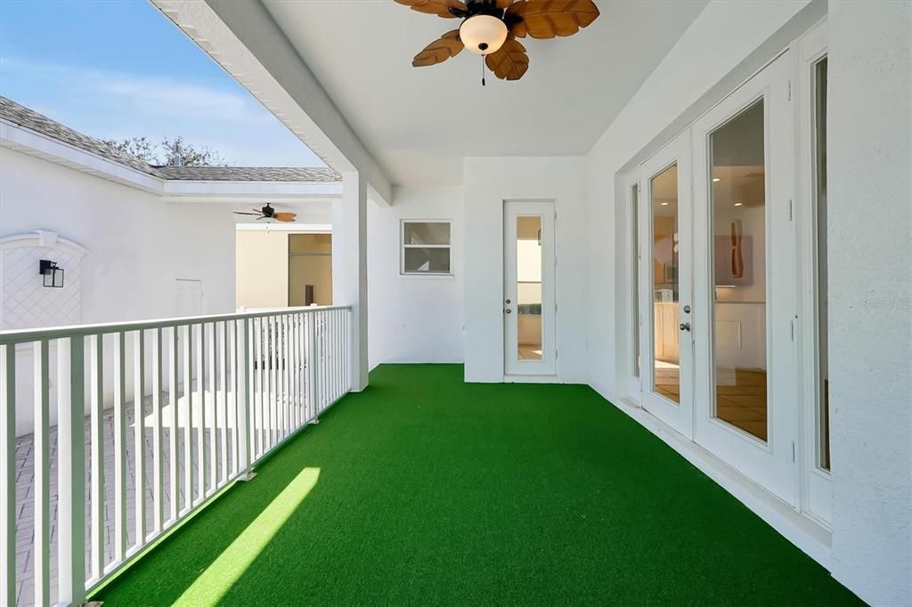 En Venta: $649,900 (5 camas, 3 baños, 2613 Pies cuadrados)