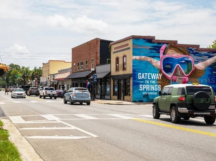 En Venta: $389,900 (4 camas, 2 baños, 2072 Pies cuadrados)