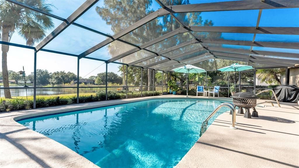 Activo con contrato: $350,000 (3 camas, 2 baños, 1771 Pies cuadrados)