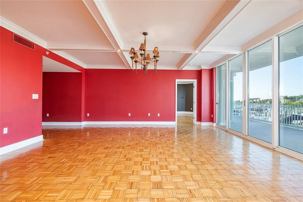 На продажу: $1,325,000 (2 спален, 2 ванн, 2319 Квадратных фут)