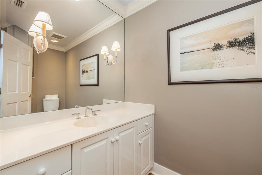 На продажу: $1,325,000 (2 спален, 2 ванн, 2319 Квадратных фут)