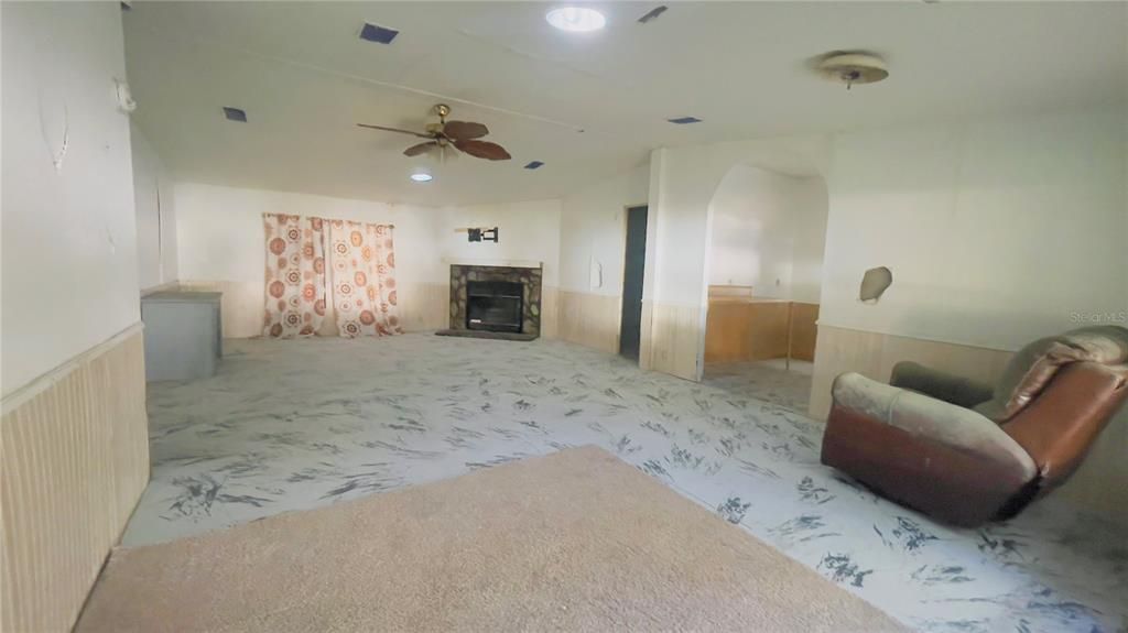 For Sale: $89,900 (3 beds, 2 baths, 1620 Square Feet)