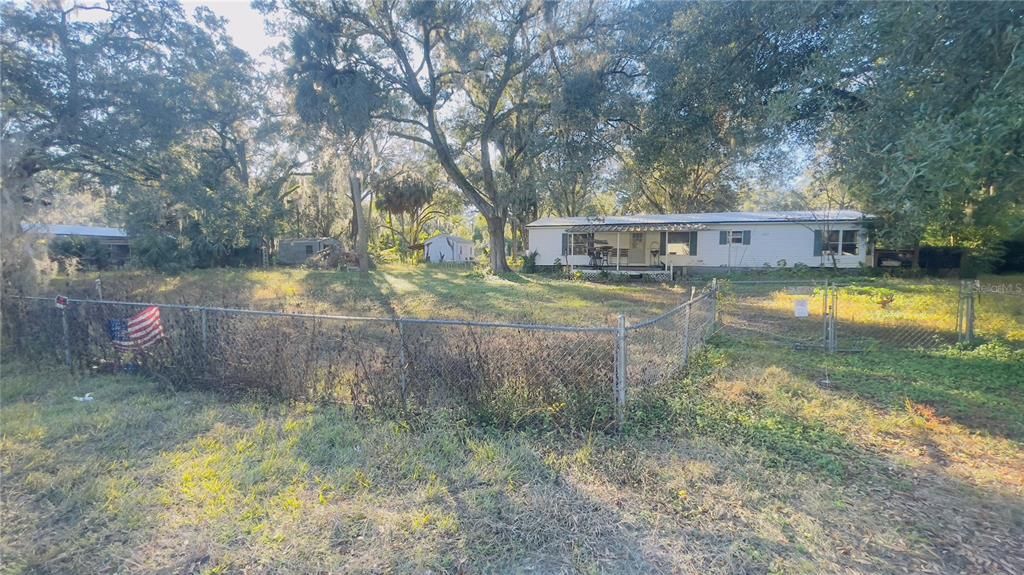 For Sale: $89,900 (3 beds, 2 baths, 1620 Square Feet)