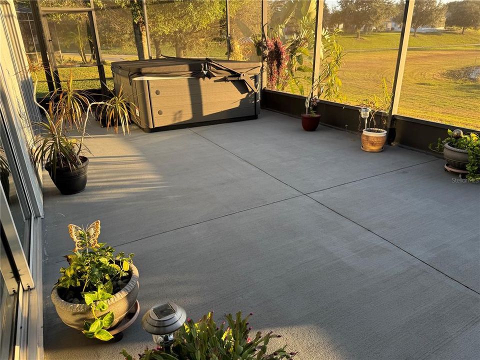 For Sale: $595,000 (2 beds, 2 baths, 2945 Square Feet)