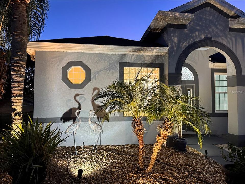 For Sale: $595,000 (2 beds, 2 baths, 2945 Square Feet)