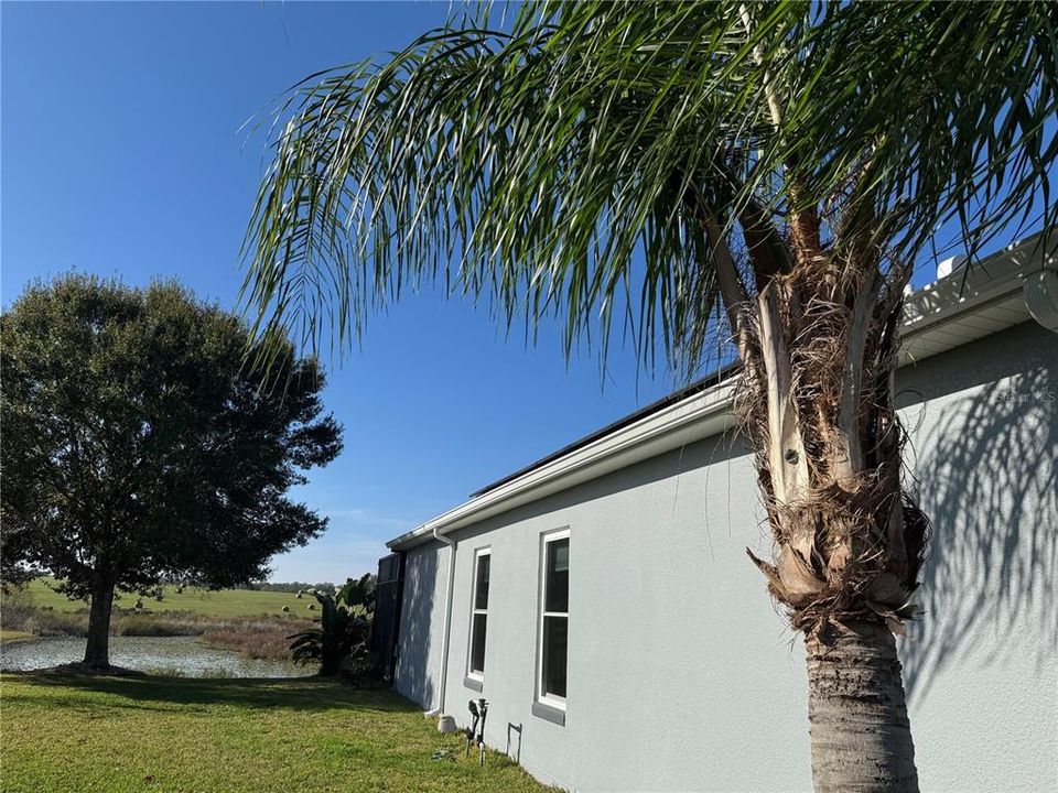 For Sale: $595,000 (2 beds, 2 baths, 2945 Square Feet)