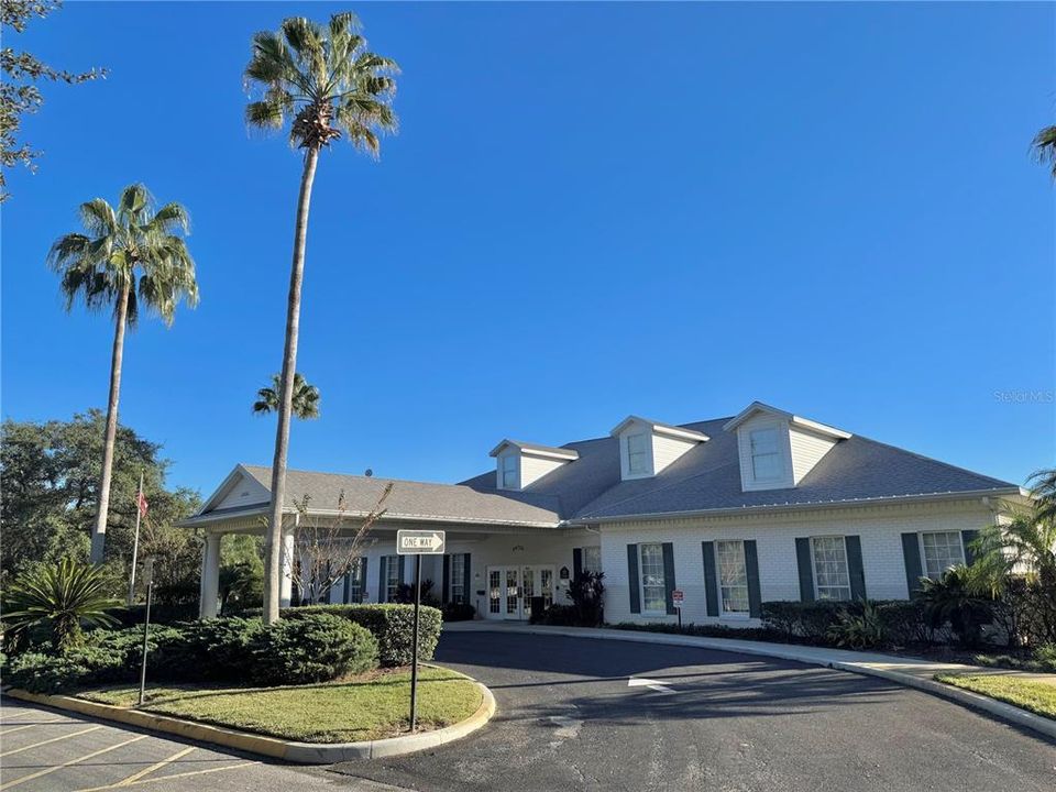 For Sale: $595,000 (2 beds, 2 baths, 2945 Square Feet)