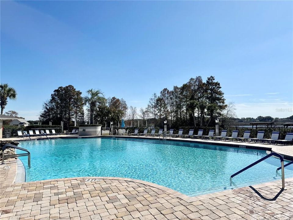 For Sale: $595,000 (2 beds, 2 baths, 2945 Square Feet)