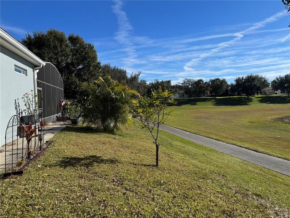 For Sale: $595,000 (2 beds, 2 baths, 2945 Square Feet)