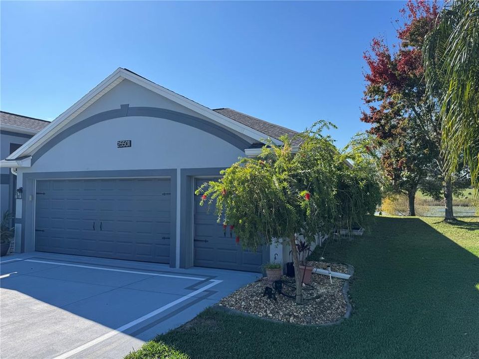 For Sale: $595,000 (2 beds, 2 baths, 2945 Square Feet)