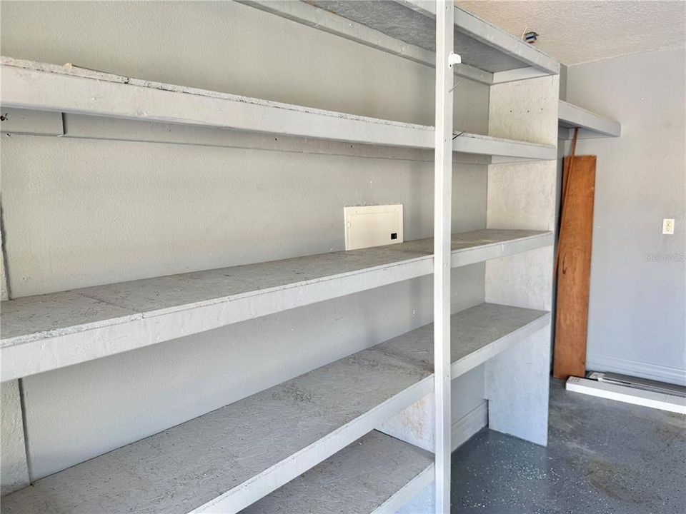 For Sale: $595,000 (2 beds, 2 baths, 2945 Square Feet)