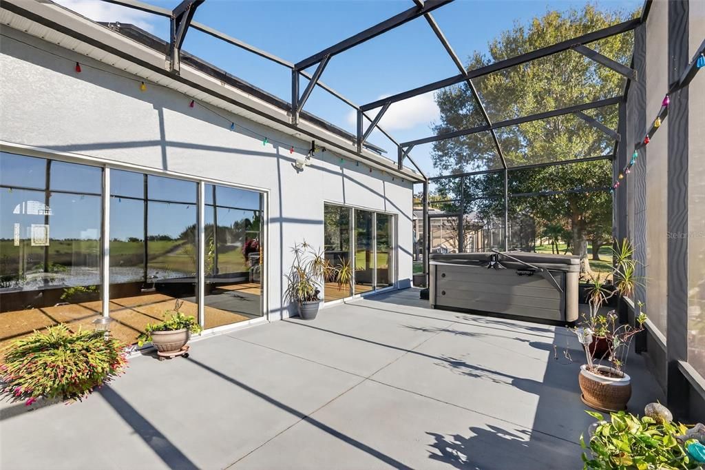 For Sale: $595,000 (2 beds, 2 baths, 2945 Square Feet)