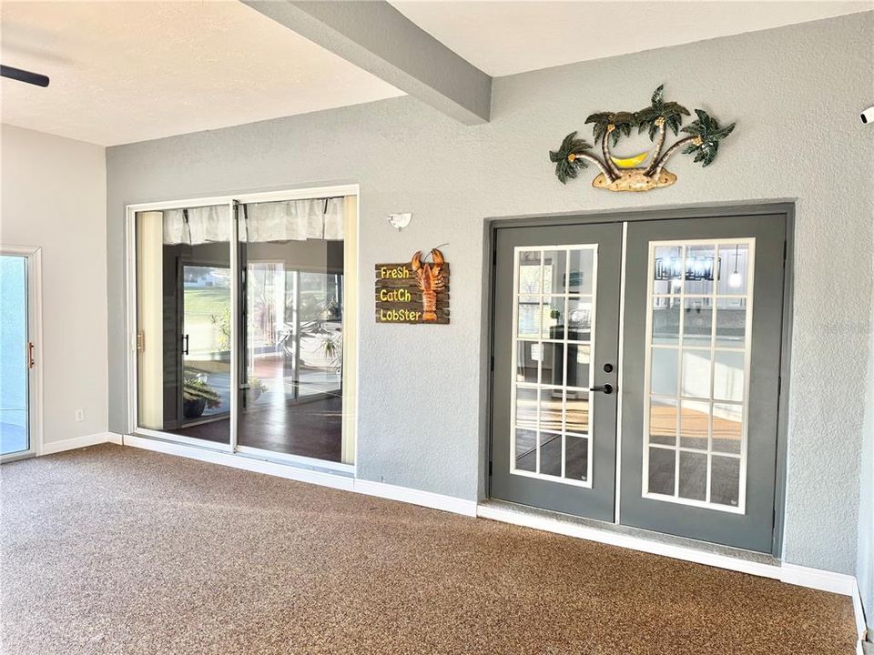 For Sale: $595,000 (2 beds, 2 baths, 2945 Square Feet)