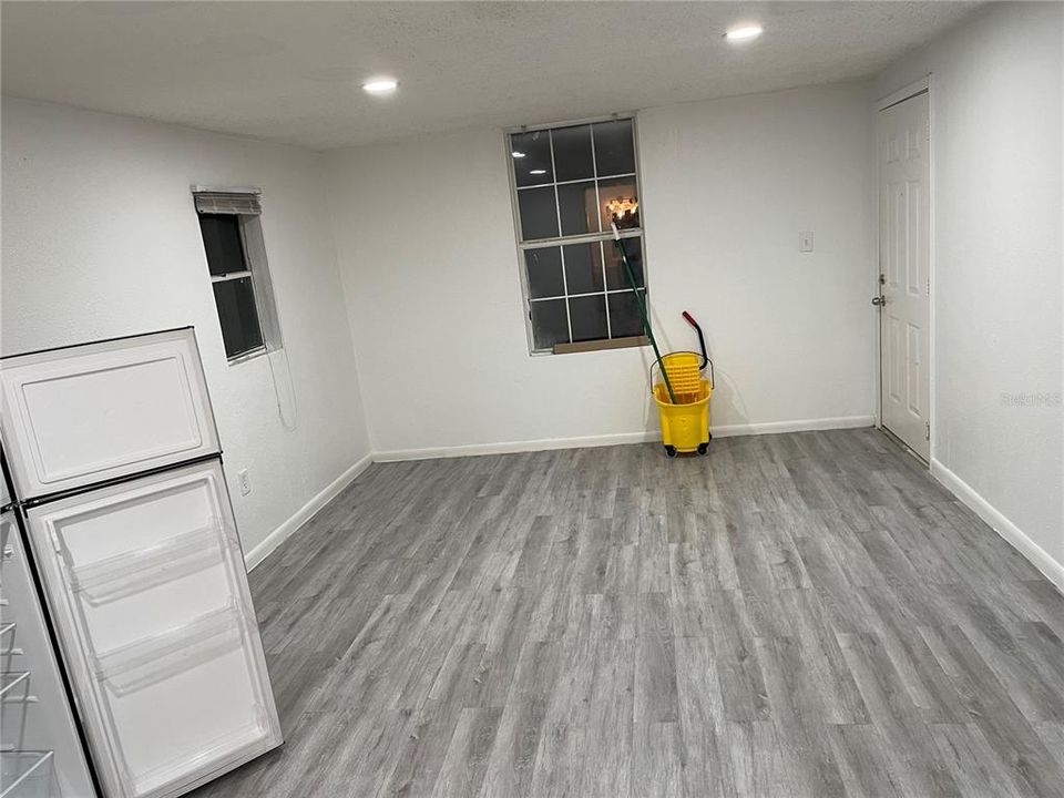 出租: $2,300 (3 贝兹, 3 浴室, 1322 平方英尺)