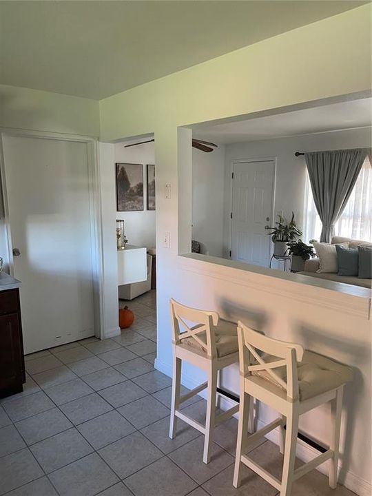 出租: $2,300 (3 贝兹, 3 浴室, 1322 平方英尺)