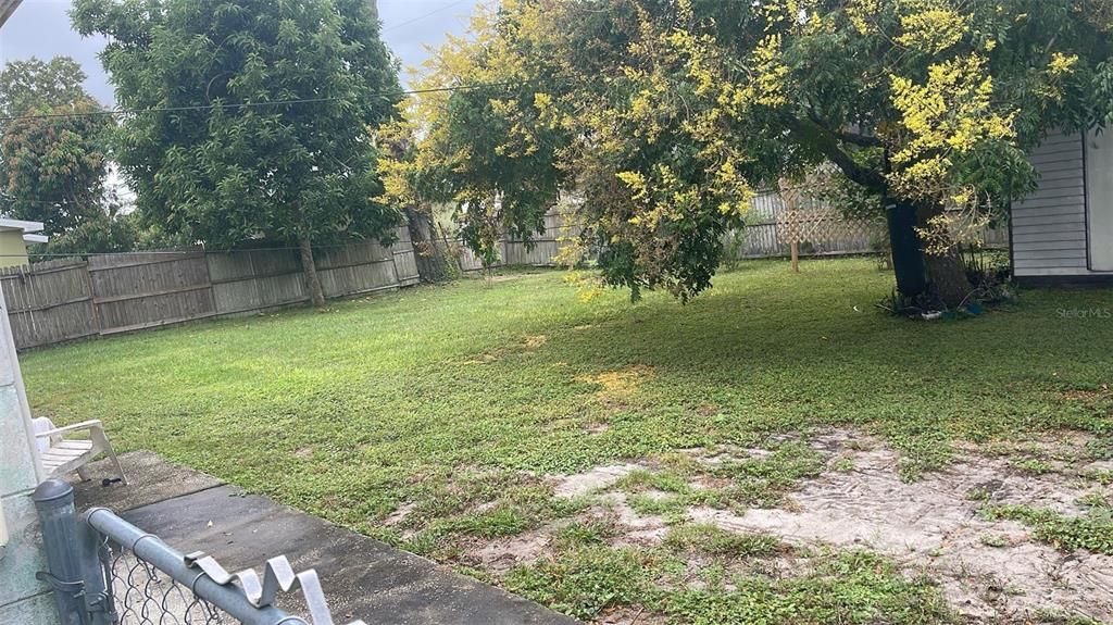 出租: $2,300 (3 贝兹, 3 浴室, 1322 平方英尺)