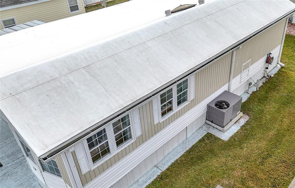 For Sale: $149,900 (1 beds, 2 baths, 848 Square Feet)