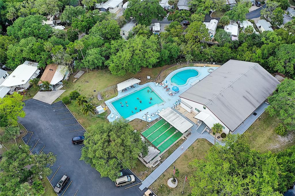 For Sale: $149,900 (1 beds, 2 baths, 848 Square Feet)