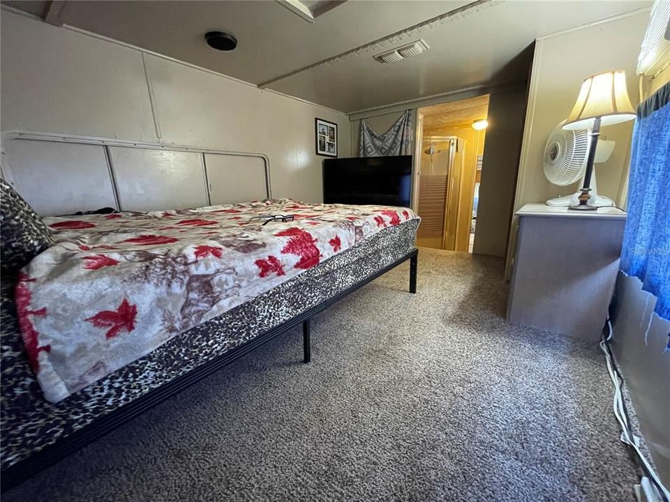 На продажу: $58,900 (1 спален, 1 ванн, 296 Квадратных фут)