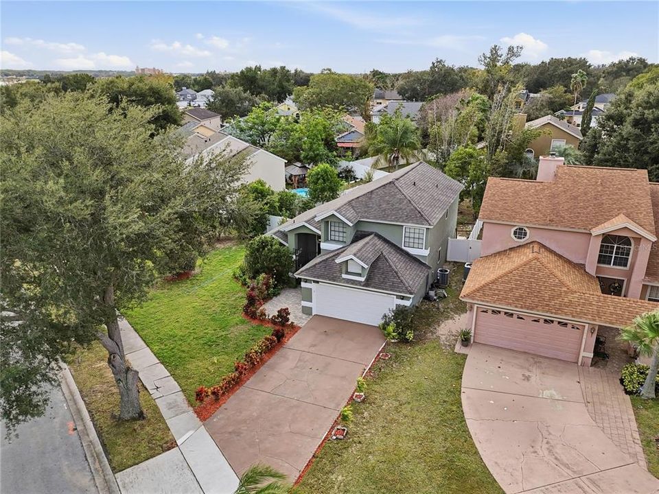 For Sale: $419,000 (5 beds, 2 baths, 1718 Square Feet)