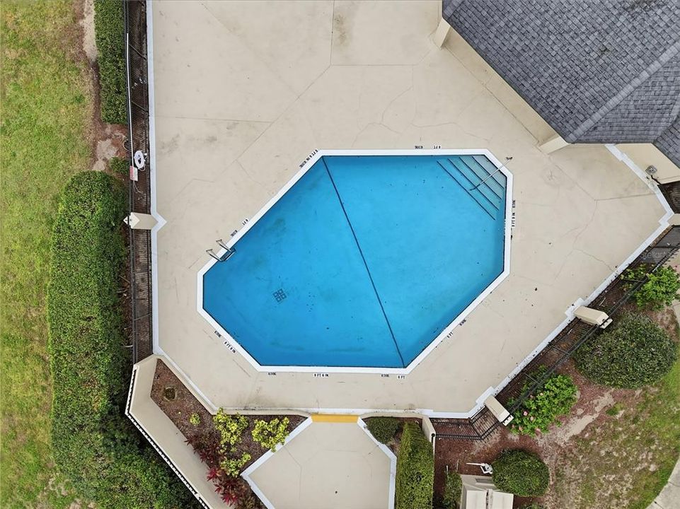 For Sale: $419,000 (5 beds, 2 baths, 1718 Square Feet)