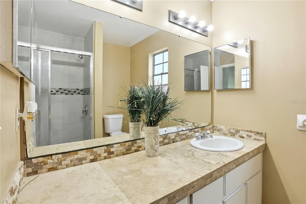 For Sale: $419,000 (5 beds, 2 baths, 1718 Square Feet)