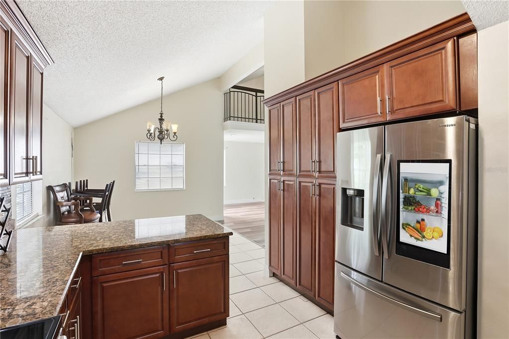 For Sale: $419,000 (5 beds, 2 baths, 1718 Square Feet)