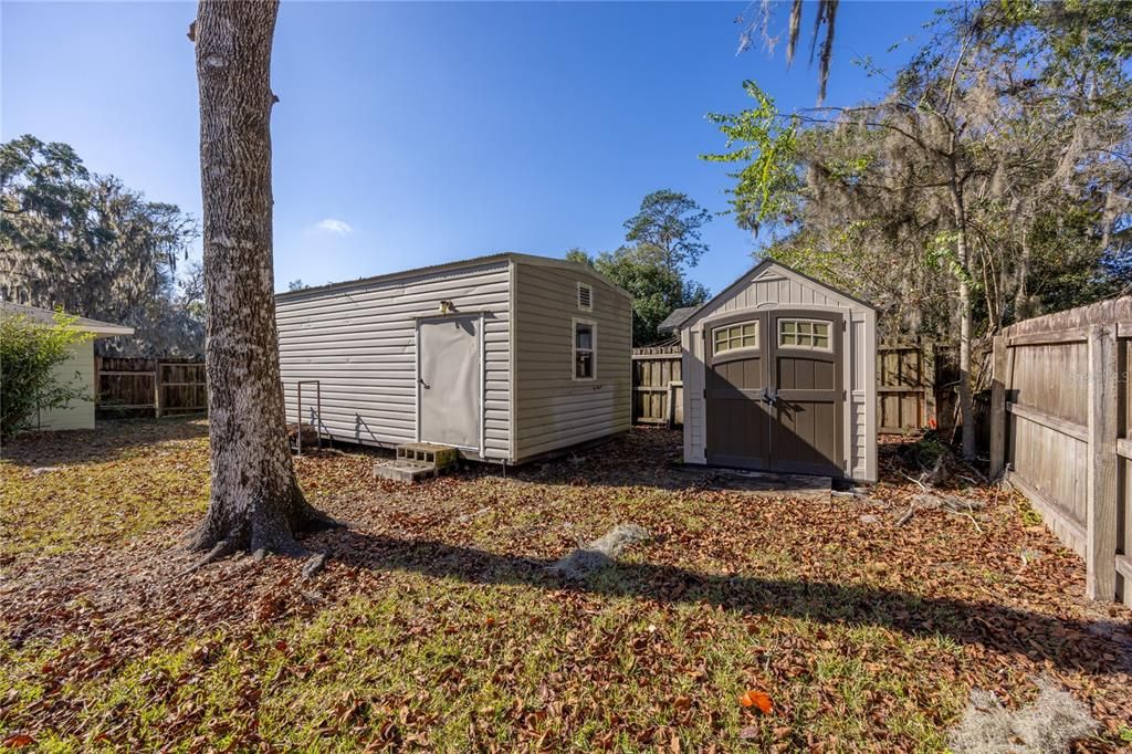 出租: $2,500 (3 贝兹, 2 浴室, 1406 平方英尺)