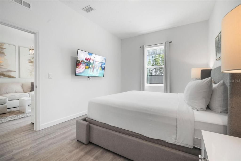 На продажу: $399,999 (5 спален, 5 ванн, 2048 Квадратных фут)