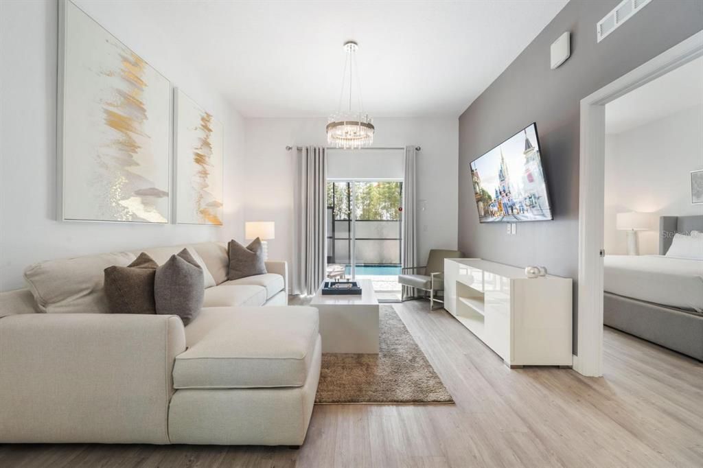 На продажу: $399,999 (5 спален, 5 ванн, 2048 Квадратных фут)