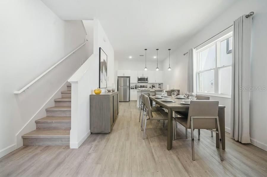 На продажу: $399,999 (5 спален, 5 ванн, 2048 Квадратных фут)