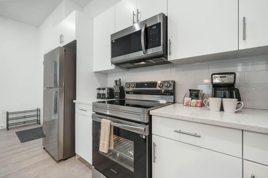 На продажу: $399,999 (5 спален, 5 ванн, 2048 Квадратных фут)